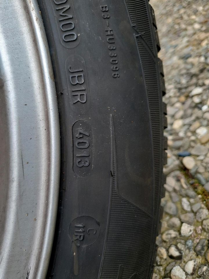 Wintereifen Dunlop 225 / 55 / R17 97H in Nonnweiler