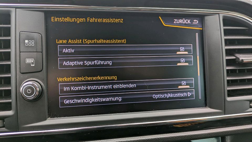 Seat Leon FR ST Facelift Voll-LED, AHK, Kamera, ACC, uvm. in Neukirchen vorm Wald