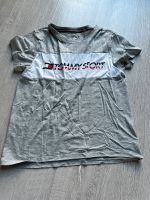 Tommy Sport Shirt Gr. S grau Aachen - Aachen-Haaren Vorschau