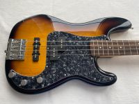 E Bass Squier by Fender Precision Bass Berlin - Charlottenburg Vorschau