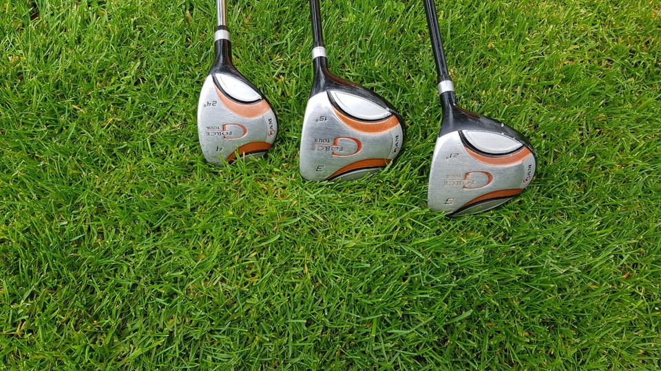 Golf Set mit 8 Callaway Schläger, 3 RAM G-Force Tour u.a. in Esslingen