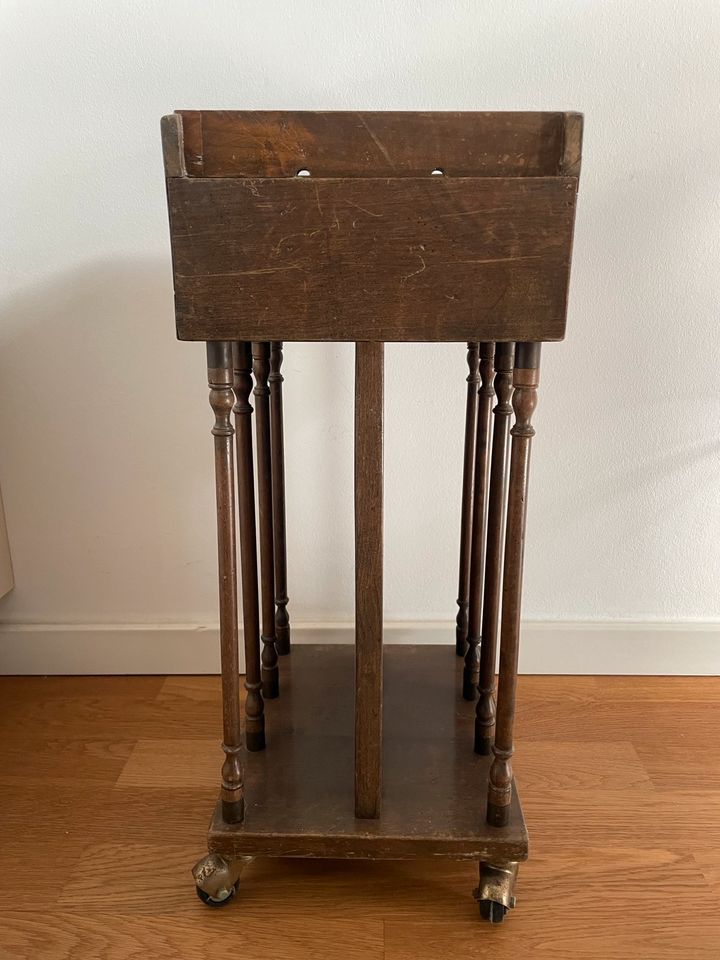 Antiker Telefon Wagen Tischchen Rollwagen aus Holz und Messing in Hamburg