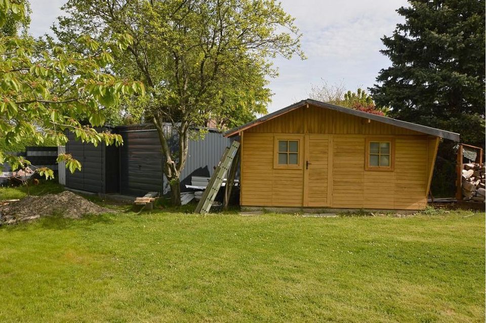 Freistehendes, gepflegtes Einfamilienhaus mit Photovoltaik-Anlage + Wallbox in ruhiger Lage. in Bad Harzburg