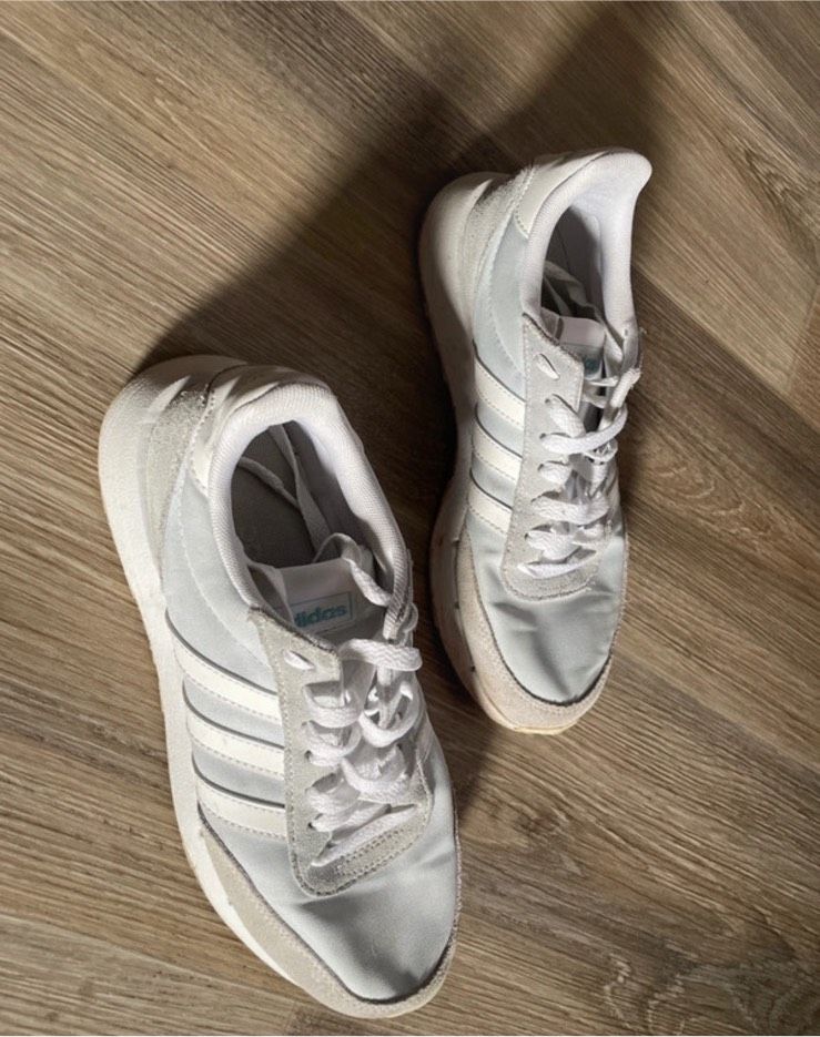 Adidas sneaker Größe 38 in Eisfeld