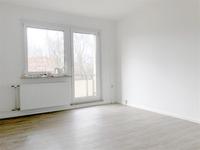 Tolle 2-Raum-Wohnung mit Balkon - für Sie RENOVIERT! Sachsen - Zwickau Vorschau