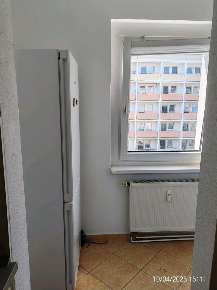 Helle 2-Zimmer-Wohnung mit Balkon & Einbauküche - Langfristig in Chemnitz