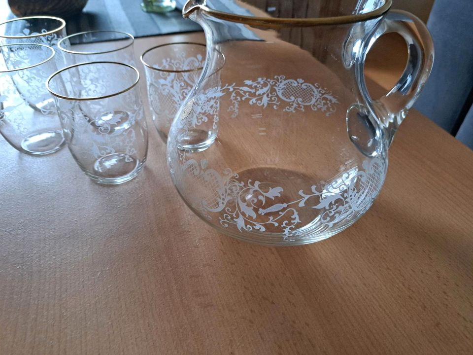 Glas Karaffe mit Gläsern in Heringen (Werra)