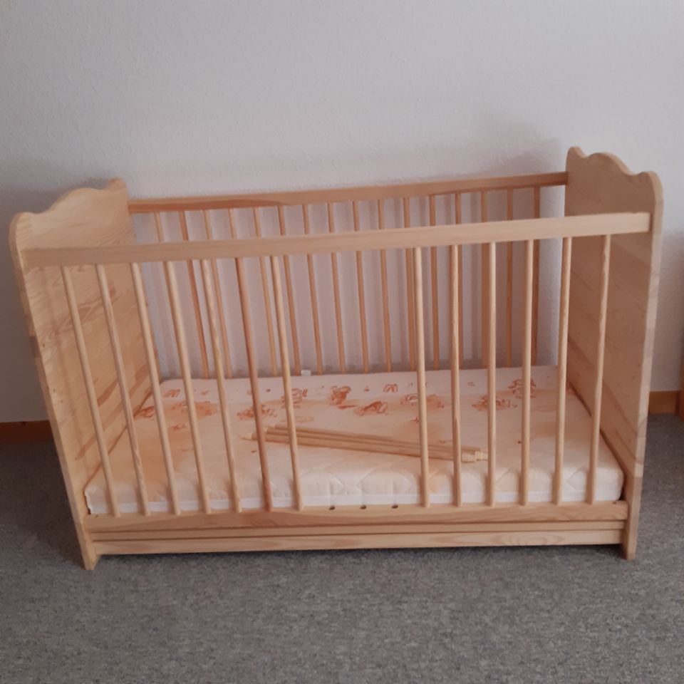 Baby-Jugendkinder-Bett, umbaubar, 2in1, Massivholz in Erkrath