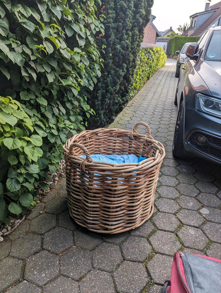 Rattankorb XXL / Pflanzkübel / Ballonkorb / 100% Naturprodukt in Kerken