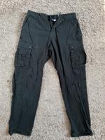 Schwarzes H&M Cargohose | Größe 30 Düsseldorf - Benrath Vorschau
