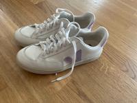 Veja Gr 39, lila, wie neu Hamburg-Nord - Hamburg Fuhlsbüttel Vorschau