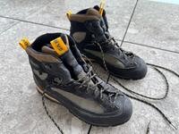 Garmont Bergstiefel Wanderschuhe, Steigeisenfest, Gore-Tex 9 42,5 Hessen - Rodgau Vorschau