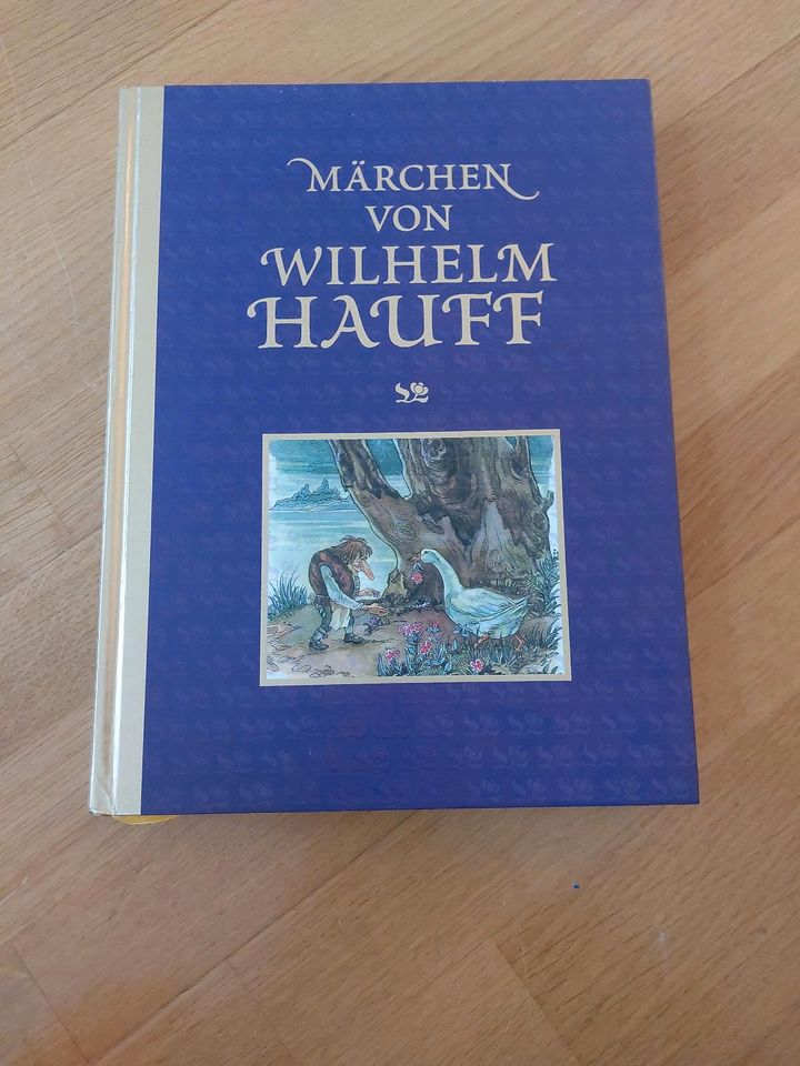 Märchen von Wilhelm Hauff Golden Edition in Hamburg