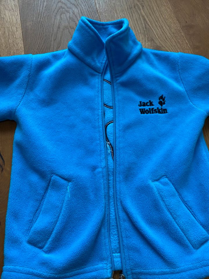 Fleecejacke Gr. 98, blau, kein Jack Wolfskin! in Borken