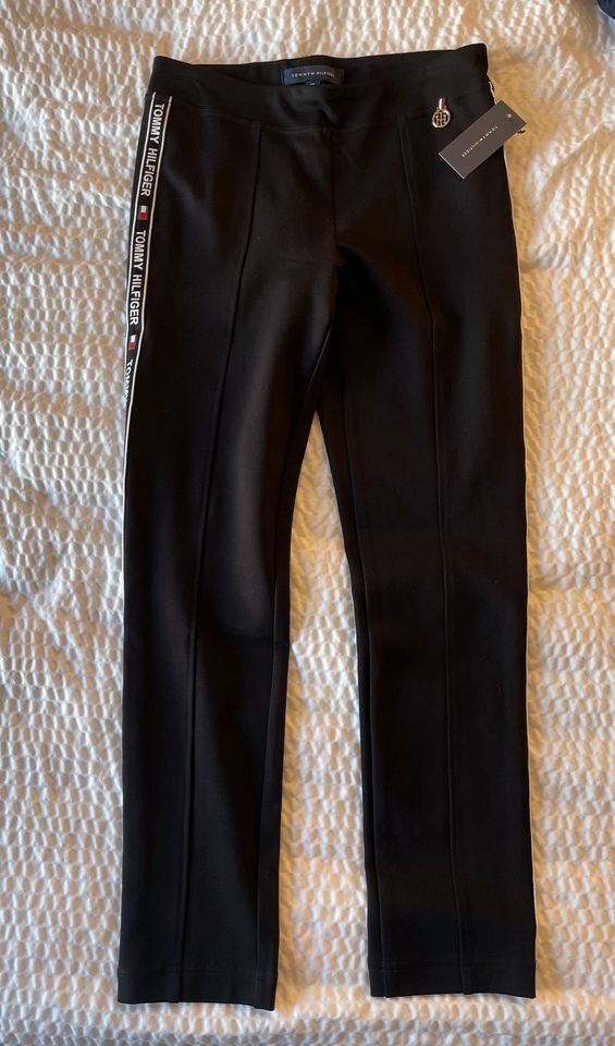 Tommy Hilfiger Hose Stretch Sport Gr. S NEU schwarz in Frankfurt am Main