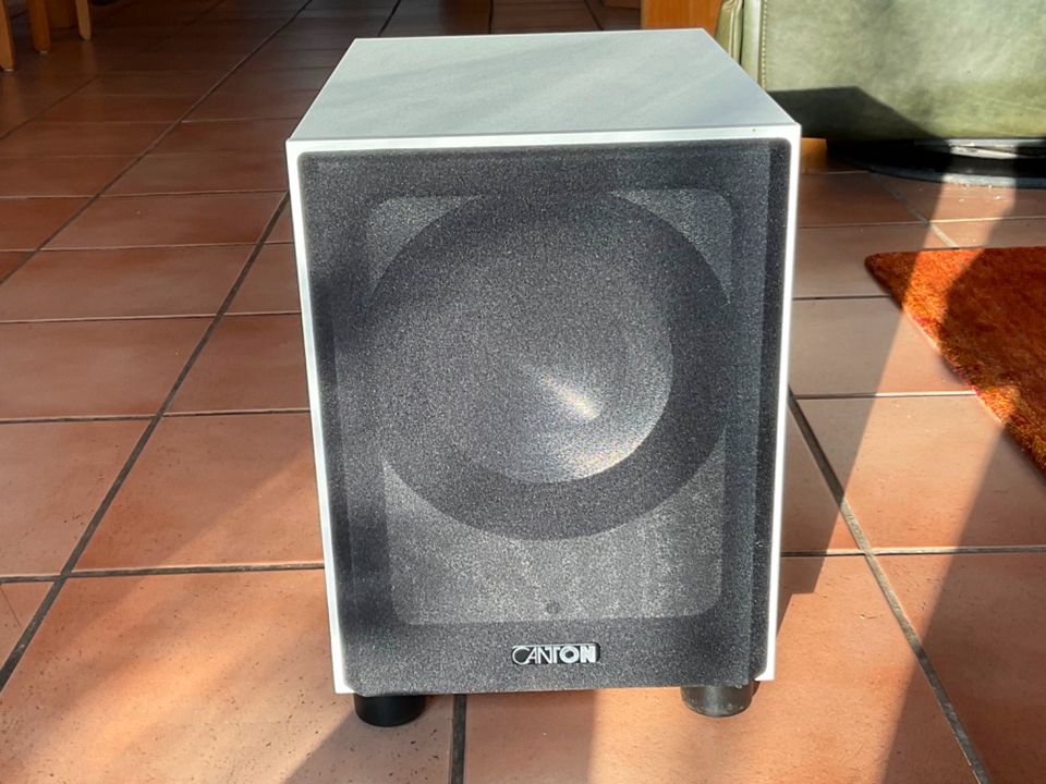 Canton Subwoofer 8.4 in Ronnenberg