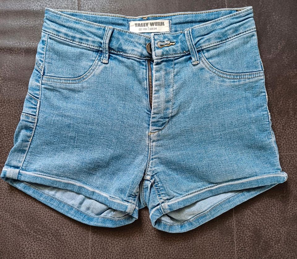 Jeansshorts von Tally Weijl in Salzatal