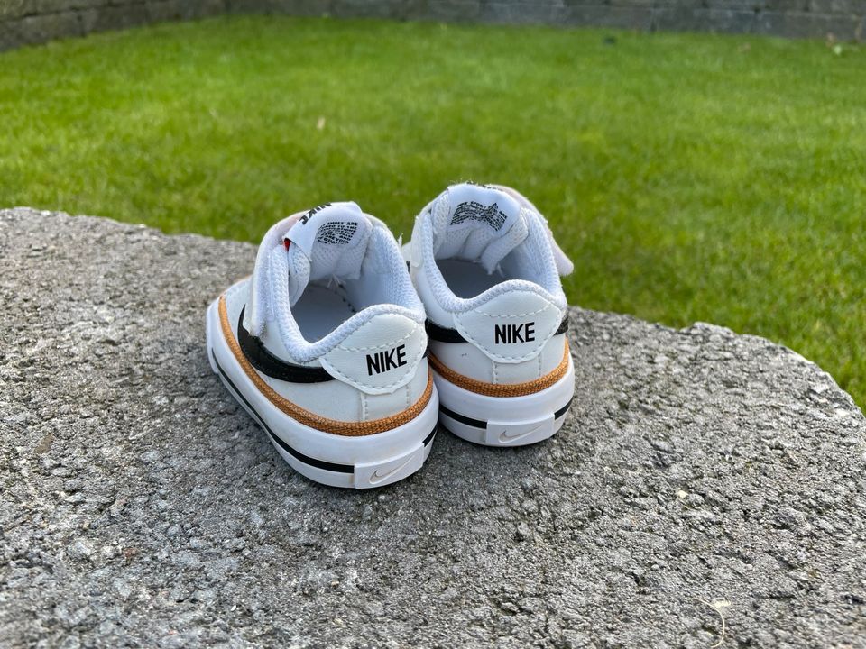 Kinderschuhe - Nike Court Legacy - weiß in 18,5 in Kempen