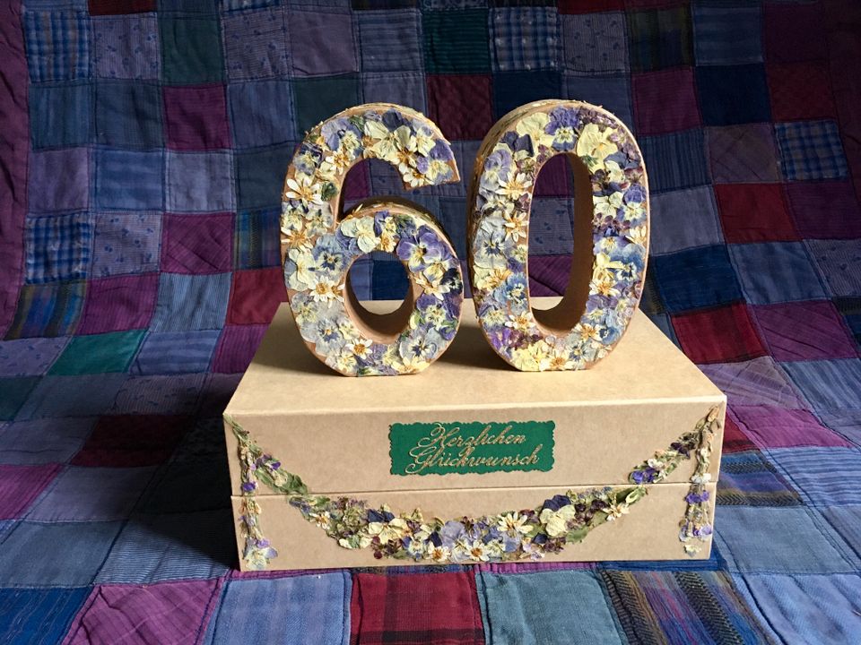Geburtstag Geschenkkarton 60 in München