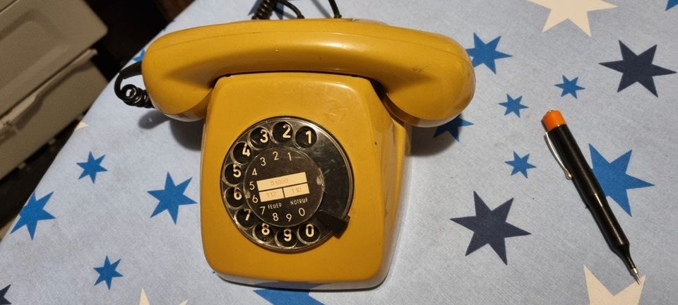 Altes gebrauchtes Posttelefon (SEL) 611-2 zu verkaufen in Kreuzau