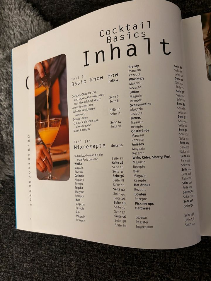 Cocktail Set, Buch von GU und Shaker in Swisttal