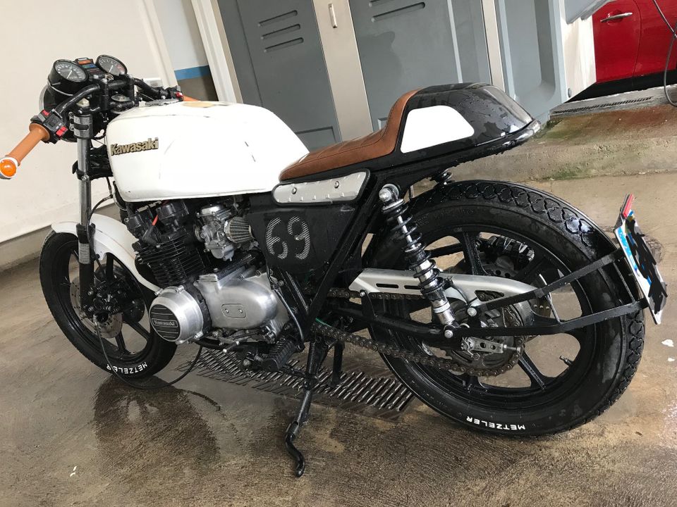 Kawasaki (J) KZ 750 E Cafe Racer Umbau in Obersulm