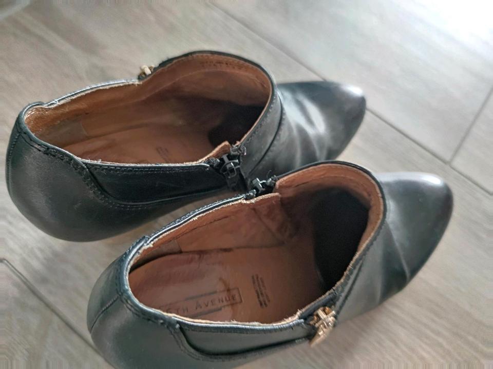 Stiefeletten Gr 41 Fifth avenue 5th schwarz Reißverschluss in Bergheim