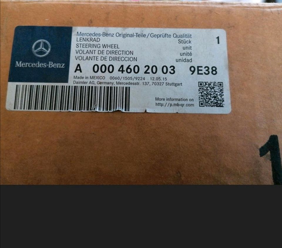 Lenkrad NEU Mercedes W205 A0004602003 in Grafing bei München