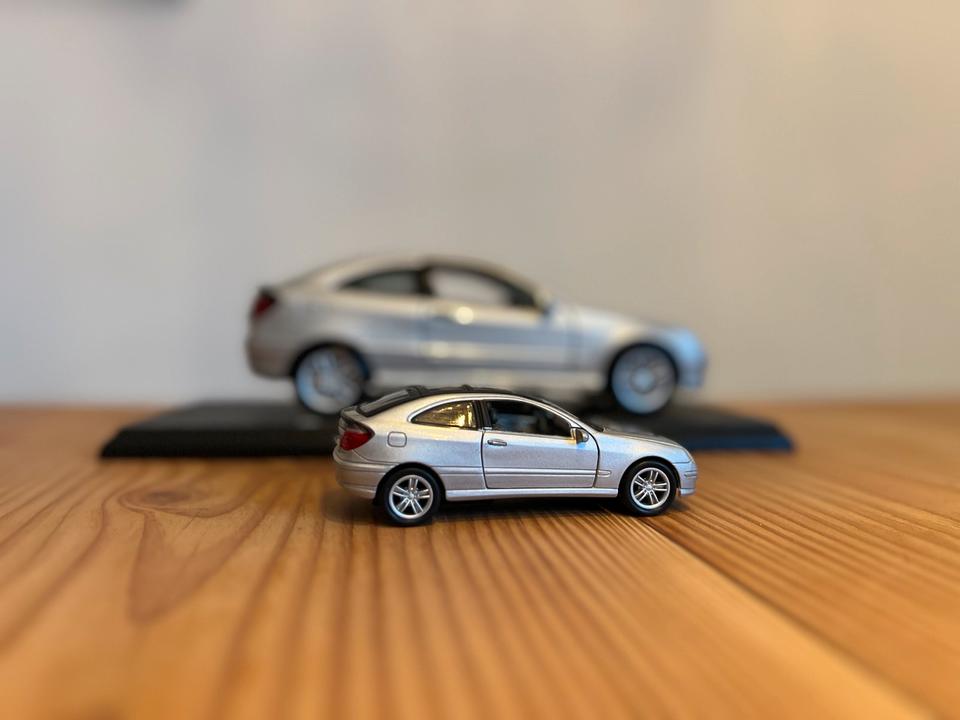 1:18 /1:43 Mercedes Benz C-Klasse Sportcoupe Edition Maisto OVP in Karlstadt