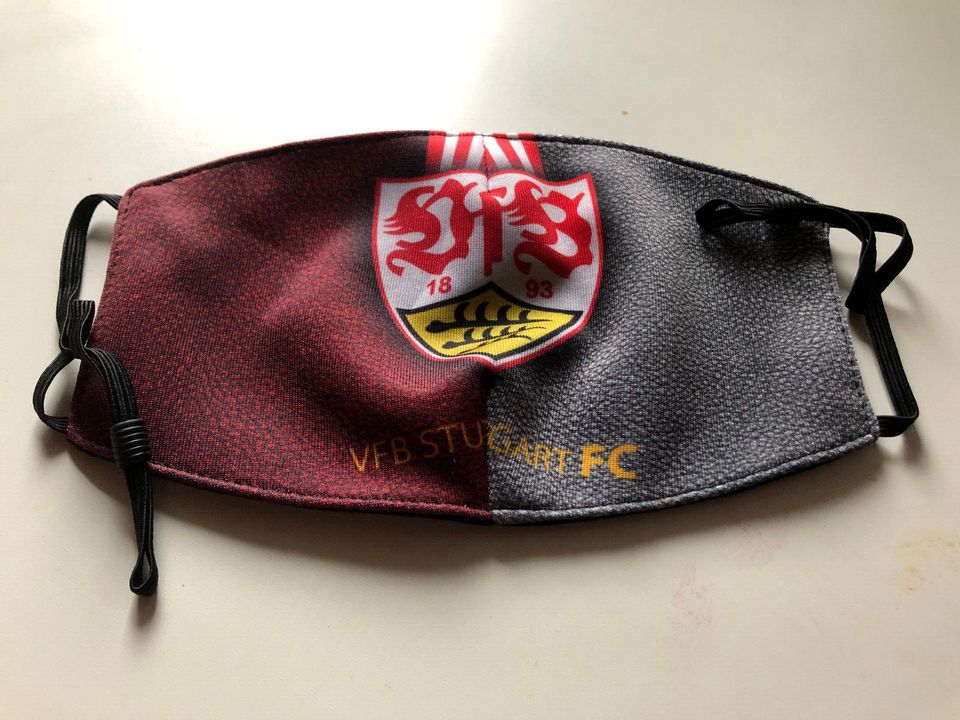 Großes VfB Stuttgart Fanpaket Vintage Tasse Schal Fahne Lichter e in Stuttgart