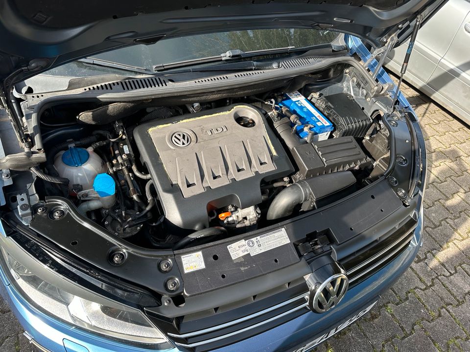 VW touran 2.0 TDI 7 Sitzer in Eggenfelden