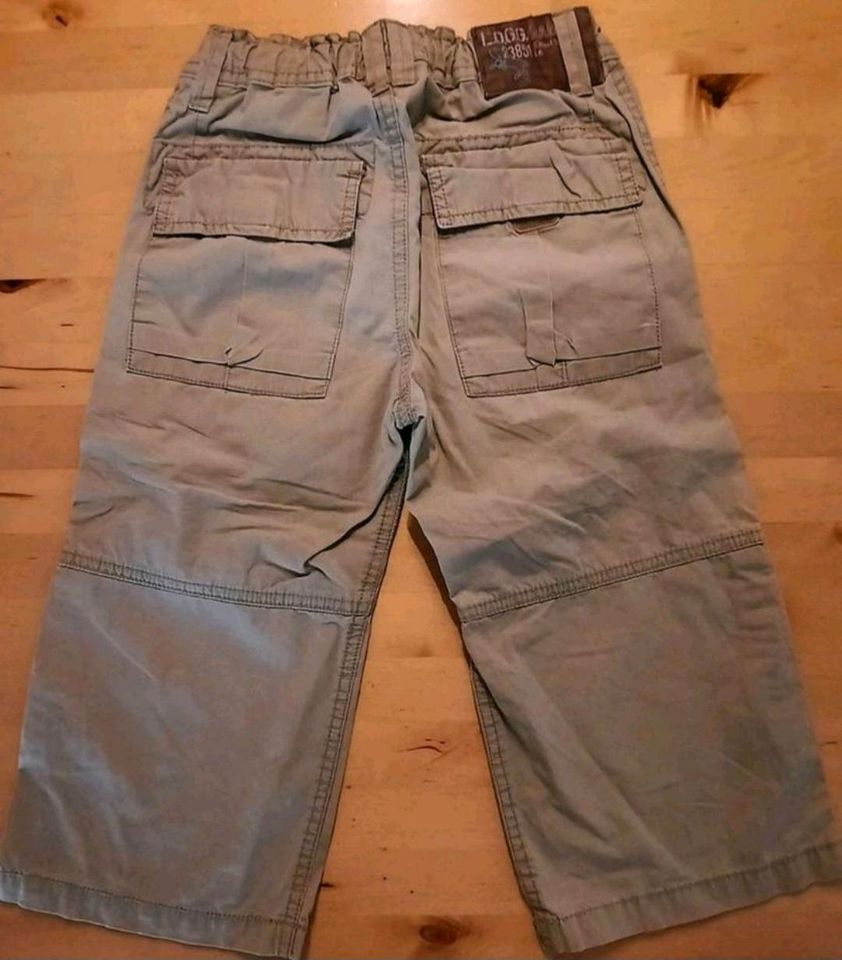 Schöne Stoffhose für Jungen in Gr.98 von H&M in Bietigheim-Bissingen