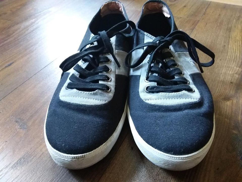 Herren Sneaker Penguin gr.42 in Düsseldorf