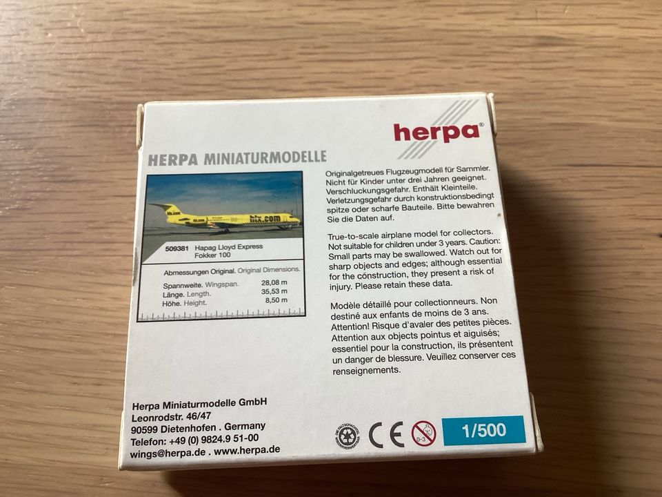 Herpa Wings Hapag Lloyd Express Fokker 100 in Laufach