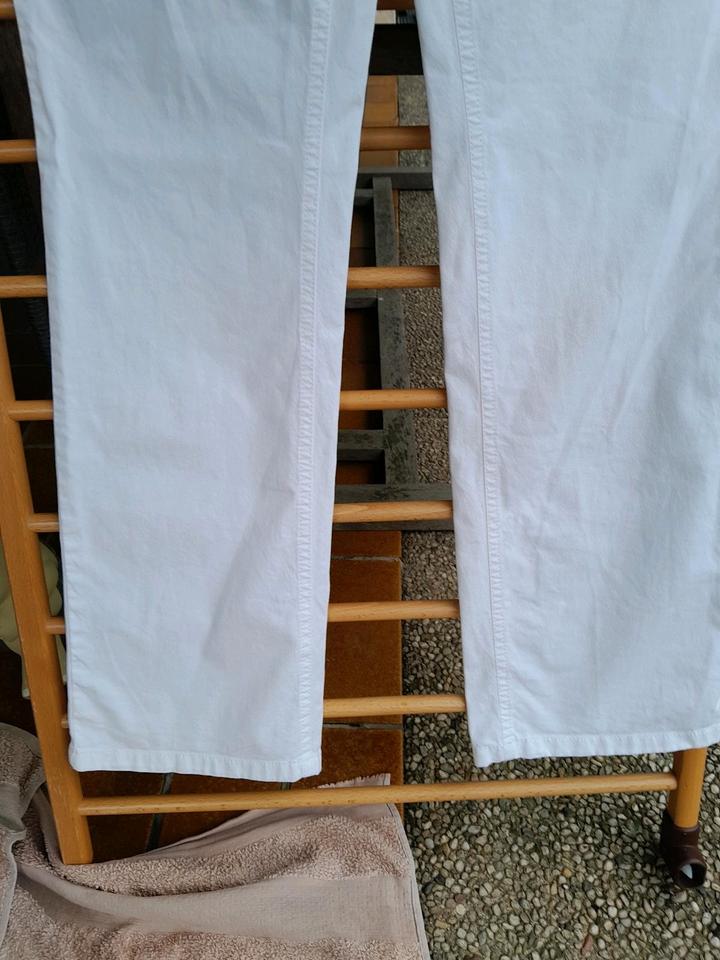 Leichte Damenjeans MAC Gr. 40 Bootleg Melanie Fleur Baumw. in Müschenbach