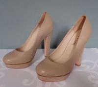 High Heels von Live&Love 38 beige Pumps Plateausohle Leder NEU Lindenthal - Köln Sülz Vorschau