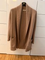 Tolle warme Strickjacke aus Wolle von Hugo BOSS 38/40 Hannover - Kirchrode-Bemerode-Wülferode Vorschau