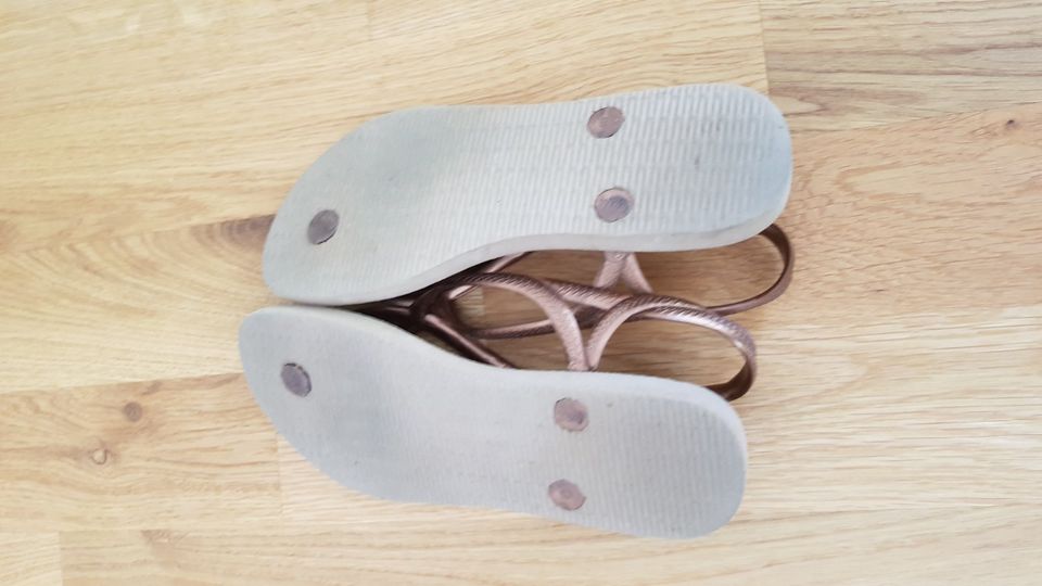 Havaianas  Luna / Flip Flop / Riemen / Gr.33/34 / 9€ in Crailsheim