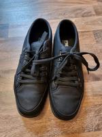 BK British Knights Sneaker Gr. 40 schwarz einmal getragen wie Neu Hessen - Birstein Vorschau