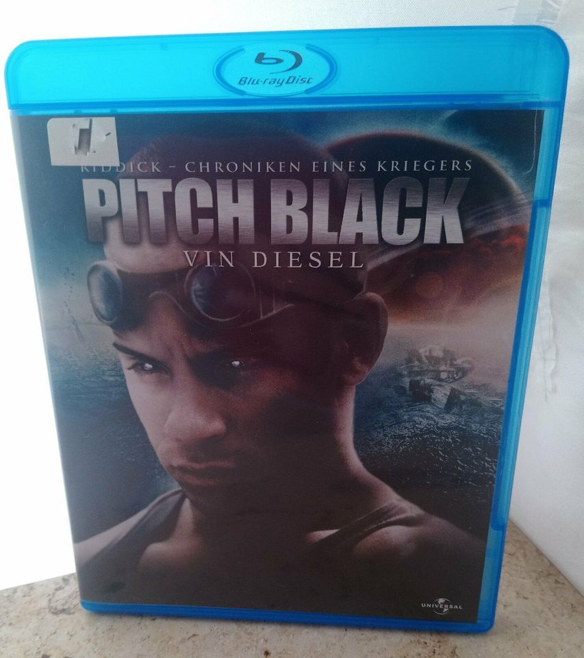 Pitch Black - Planet der Finsternis Blu-ray   von Vin Diesel in Flensburg