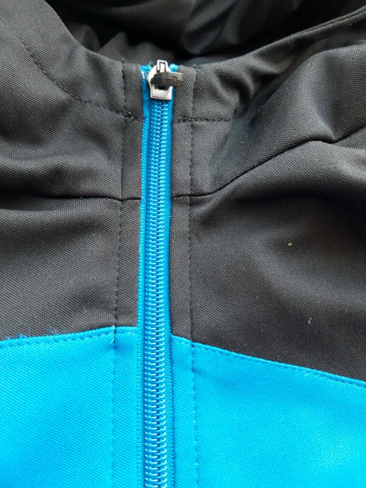 152 trainingsjacke Jacke kapuzenpulli Sweater sportjacke training in Hannover