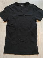 T-Shirt Kleid Nike in XS Hessen - Biedenkopf Vorschau