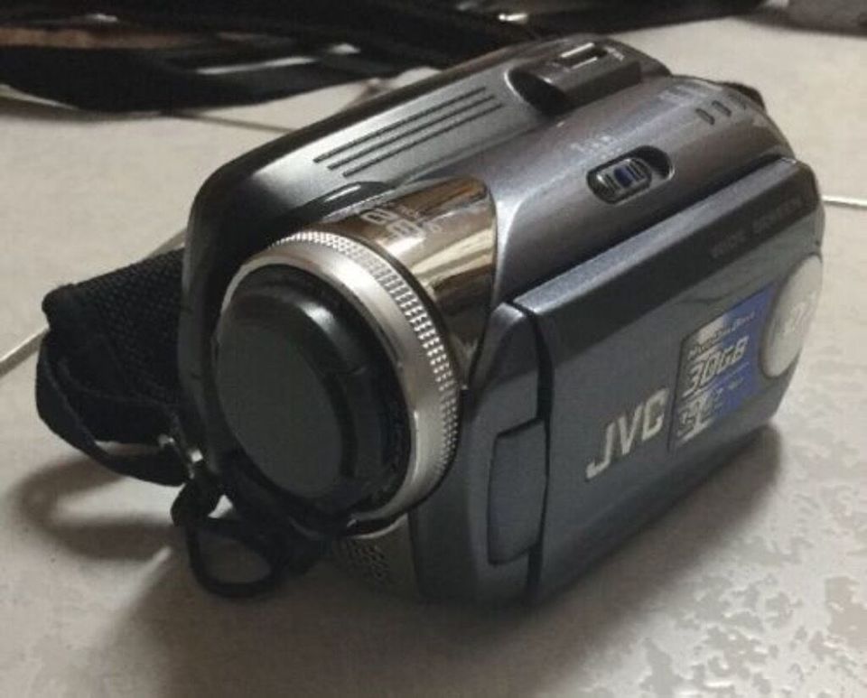 JVC GZ-MG 37E camcorder Festplatte 30GB in OVP in Niedersachsen - Norden |  Digitalkamera & Zubehör gebraucht kaufen | eBay Kleinanzeigen ist jetzt  Kleinanzeigen