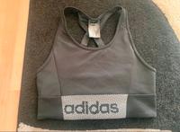 Mega sexy Original Adidas Sommer Sport Top Oberteil Gr S Sachsen-Anhalt - Magdeburg Vorschau