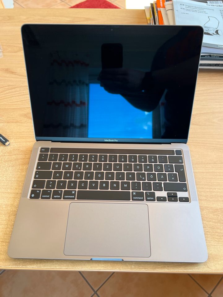 MacBook Pro in Haunetal