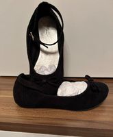 Cupcake Ballerinas Riemchen Schuhe 30 Wildleder Stoff Deichmann Nordrhein-Westfalen - Schwelm Vorschau