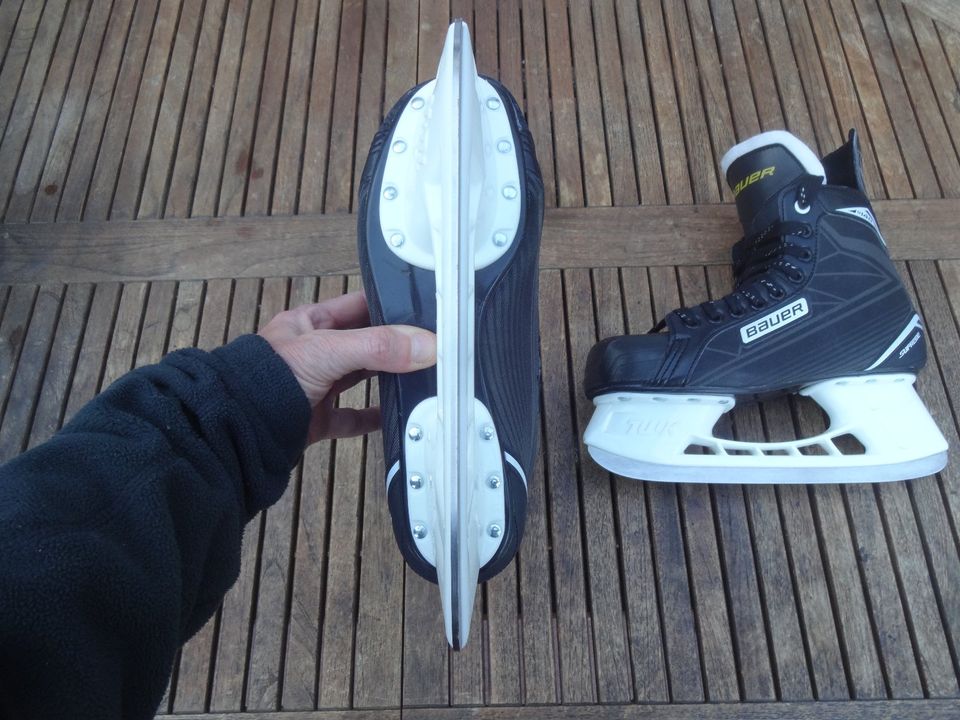 Schlittschuhe Bauer Supreme Eishockey Bauer Größe 42 in Gütersloh