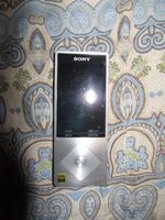 SONY NWZ-A15 MP3 MP4 16GB Bluetooth Walkman Kabel Lederetui Mitte - Wedding Vorschau