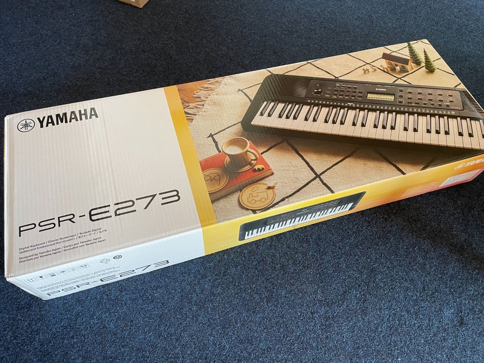 Yamaha PSR-E273 Keyboard in Hirschhorn