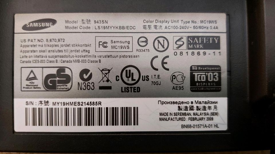 19 Zoll Samsung SyncMaster 943sn Monitor VGA in Tiste